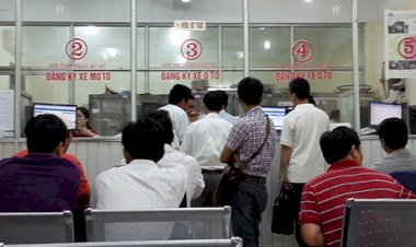 Thí điểm nộp lệ phí trước bạ điện tử ô tô, xe máy tại Hà Nội và TP.HCM