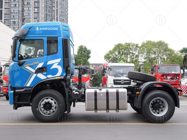 Động cơ xe đầu kéo Dongfeng X3 1 cầu 290HP