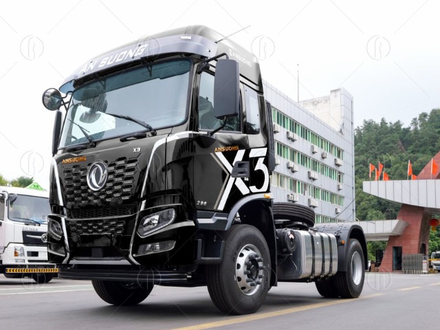 Khung gầm và hệ thống treo xe đầu kéo Dongfeng X3