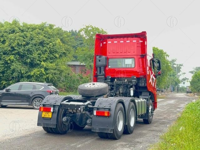 Đầu kéo Dongfeng X7 xứng đáng là trợ thủ đắc lực cho doanh nghiệp