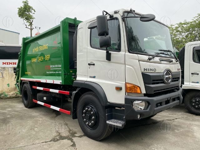 Xe ép rác được thiết kế với kết cấu chuyên dụng, hệ thống ép hiện đại