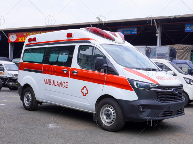 Mua xe cấp cứu gi&aacute; tốt tại &Ocirc; t&ocirc; An Sương
