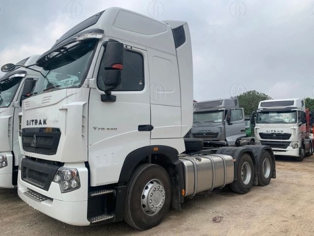 Đầu k&eacute;o Howo Sitrak T7H được trang bị động cơ MC11 ứng dụng c&ocirc;ng nghệ Đức