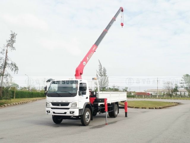 Xe tải Fuso gắn cẩu được đánh giá cao về chất lượng Xe tải Fuso gắn cẩu được đánh giá cao về chất lượng