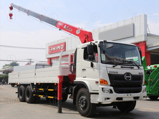 Xe tải Hino gắn cẩu