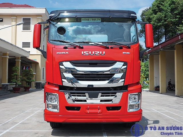 Xe đầu kéo Isuzu 380Hp