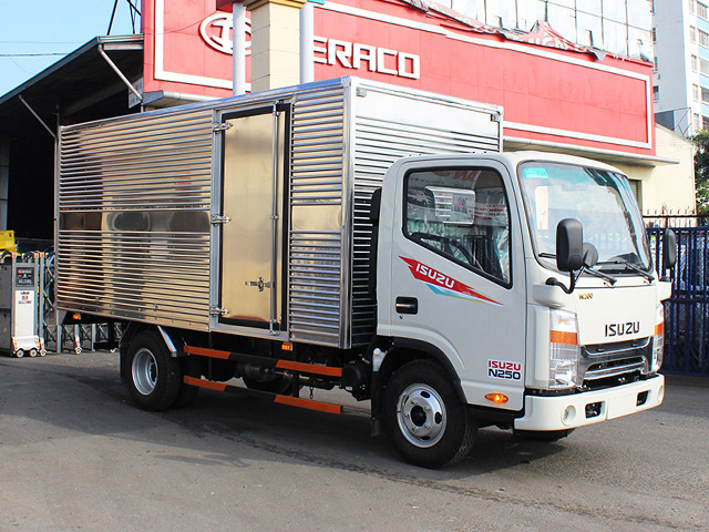xe tai jac n200 dong co isuzu