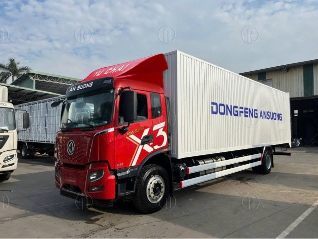Xe tải Dongfeng X3 thùng dài 10m được trang bị động cơ YCS06230-50 mạnh mẽ