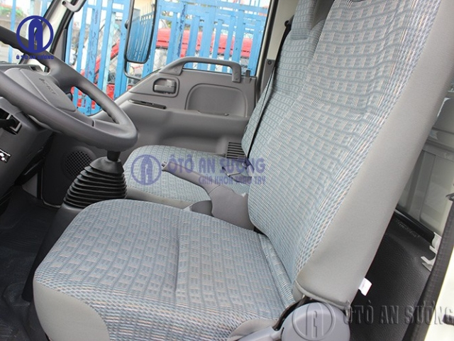  Nội thất xe tải Isuzu 2.2 tấn