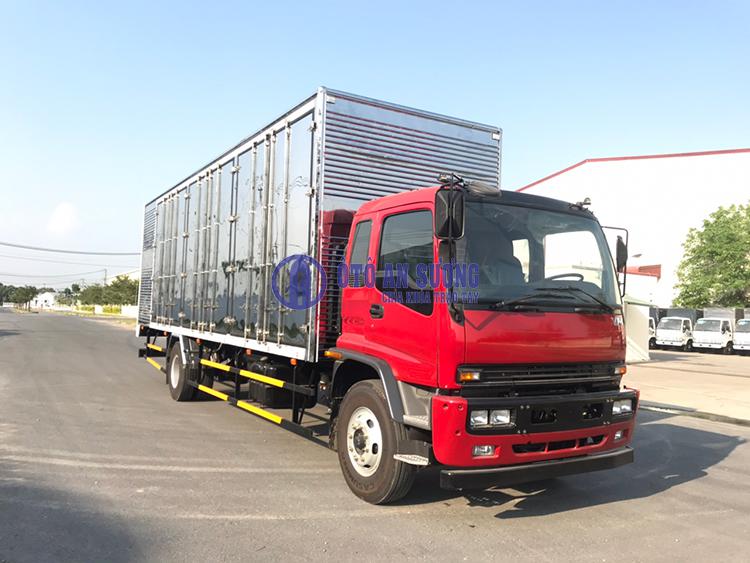 Giá xe tải Isuzu 6t5 thùng siêu dài 9m3 Vĩnh Phát