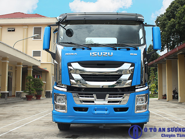 Cabin xe tải Isuzu 4 chân nhập khẩu