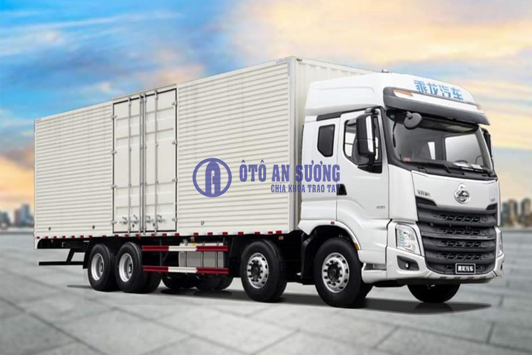 Giá xe tải Chenglong 4 chân H7 Euro 5