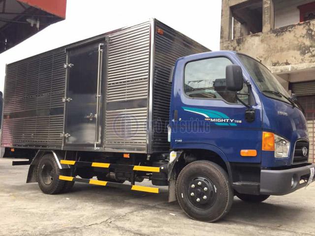 Xe tải Hyundai 75s 3t5 thùng kín