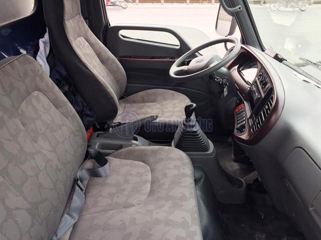 Nội thất xe tải Hyundai 75s 3t5