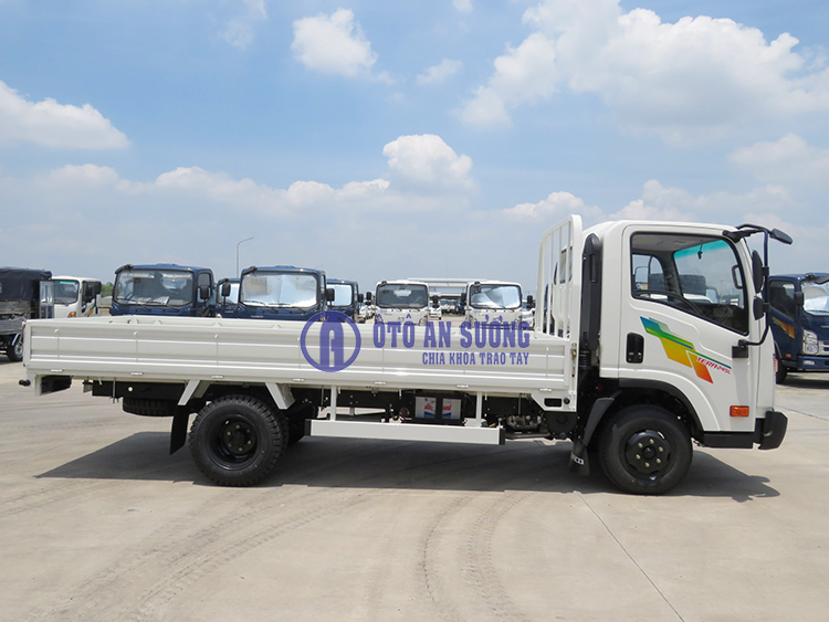 Xe tải Tera 245L thùng dài 4m4 có xe gaio ngay