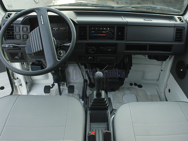 Nội thất xe van Suzuki