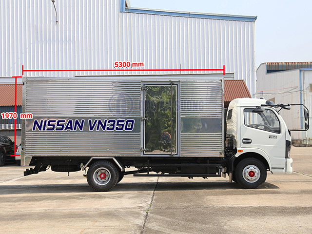 Xe tải Nissan 3t45 thùng dài 5m3