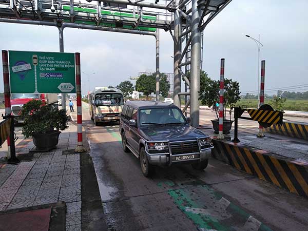 Tài xế vi phạm vì chưa hiểu hết tác dụng của thu phí không dừng