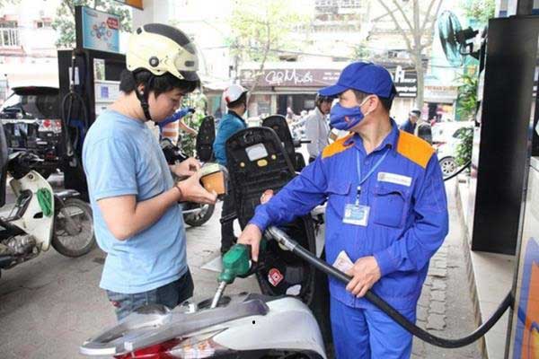 Giá xăng tăng trước Tết Nguyên đán Canh Tý?