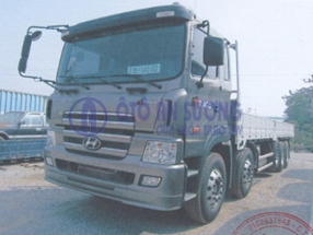 HYUNDAI TRAGO 25 TẤN