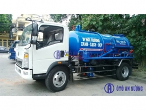 Xe hút chất thải Howo 5.5 khối