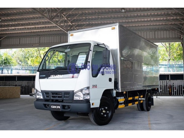 Những điều mọi tài xế cần biết về xe tải Isuzu 2t4  Báo ÔTô Online  Kiến  thức xe oto xe tải tin tức giao thông pháp luật tin nóng mạng
