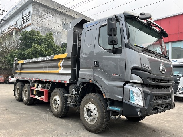 Khám phá xe ben chenglong 4 chân 17T5 2 cầu 310HP