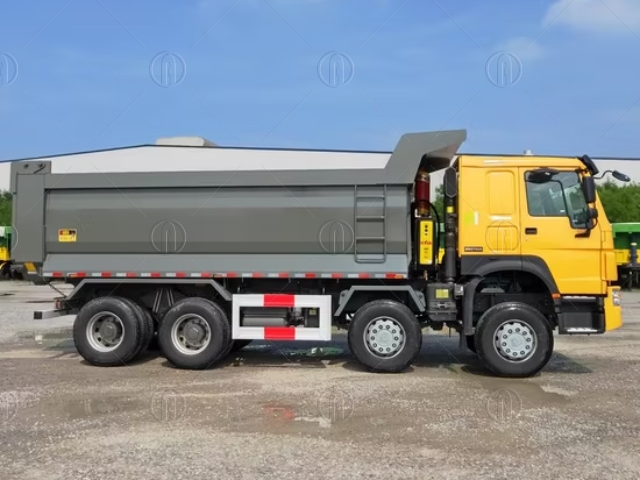 Động cơ tiết kiệm nhiên liệu ở xe ben cửu long 4 chân sinotruk 17T