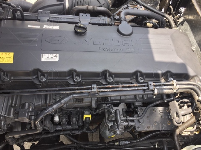 Động cơ Hyundai mạnh mẽ