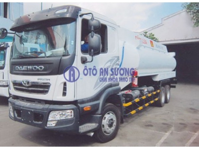 Xe bồn chở xăng dầu 16 khối Daewoo thiết kế chắc chắn