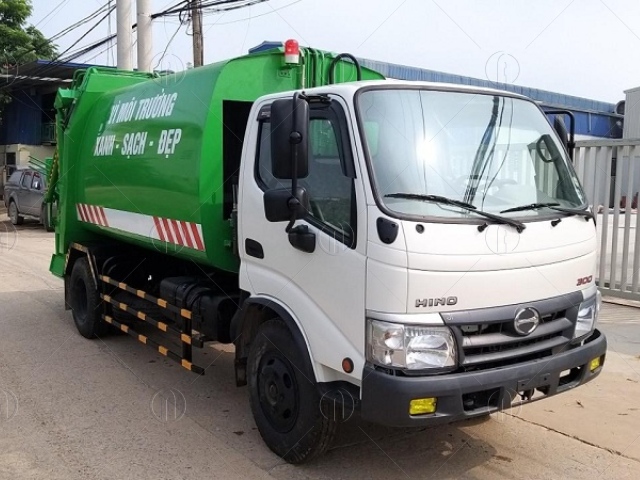Đánh giá xe cuốn ép rác 6 khối Hino