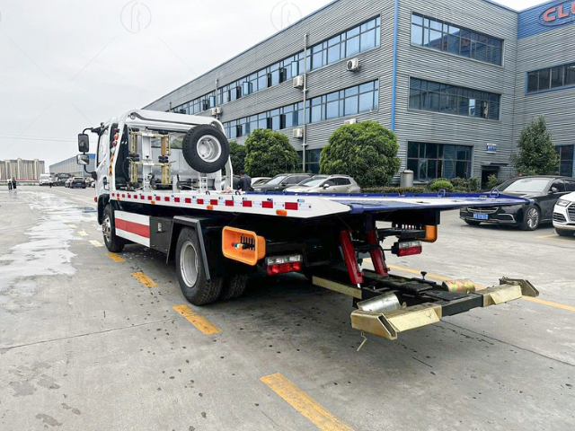 Hệ thống cứu hộ trang bị đầy đủ v&agrave; đồng bộ
