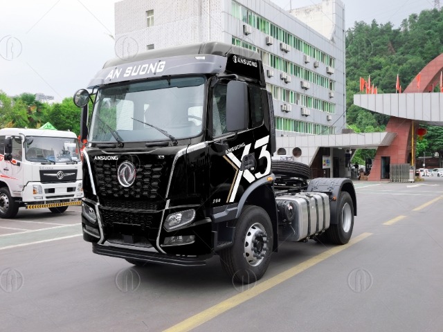 Xe đầu kéo Dongfeng X3 290 HP 12 cấp được thiết kế theo nguyên lý khí động học