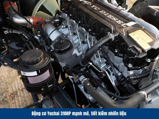 Khối động cơ YC6MK310-50 mạnh mẽ, cấu h&igrave;nh diesel 4 kỳ, 6 xi lanh thẳng h&agrave;ng