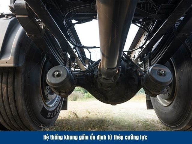 ChengLong H5 360HP được trang bị khung gầm th&eacute;p cường lực chắc chắn với khả năng chịu tải cao