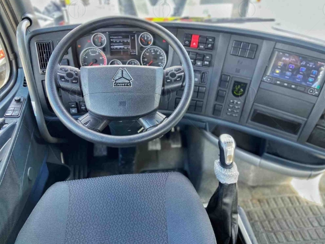 Không gian nội thất của xe đầu kéo Sitrak TH7 440HP rộng rãi, đầy đủ tiện nghi Không gian nội thất của xe đầu kéo Sitrak TH7 440HP rộng rãi, đầy đủ tiện nghi