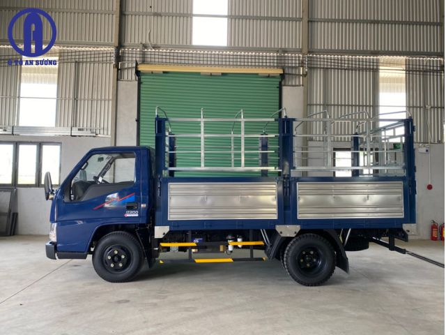 xe tải 2 tấn IZ200