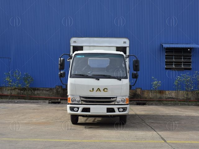Cabin đầu tròn của xe tải Jac H200 1T9 E5