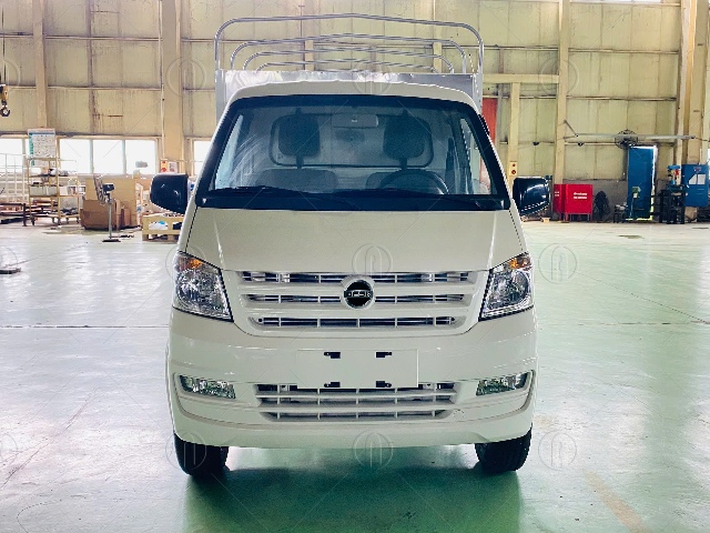Giao diện mới của xe tải DFSK K01s do nh&agrave; m&aacute;y Veam lắp r&aacute;p