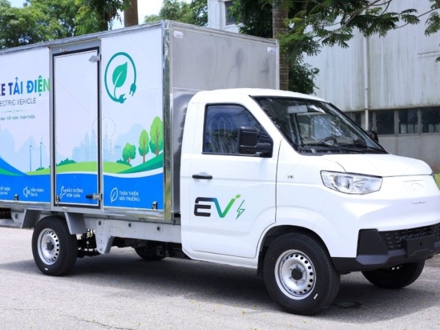 Xe tải điện 1.5 tấn Veam Karry X5 c&oacute; k&iacute;ch thước 5.510 &times; 1.850 &times; 2.665 mm