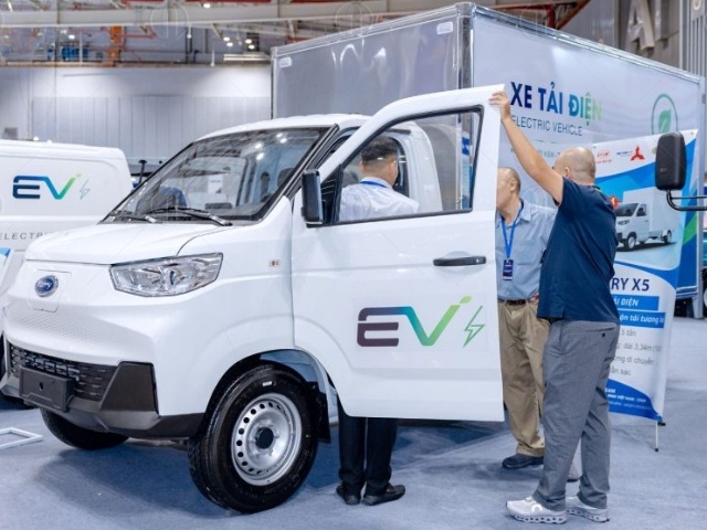 Động cơ điện Inovance loại đồng bộ 3 pha nam ch&acirc;m vĩnh cửu