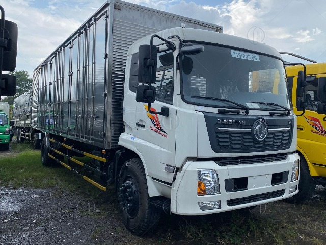 Giá xe tải dongfeng B180 thùng kín 9m7 giá rẻ Giá xe tải dongfeng B180 thùng kín 9m7 giá rẻ