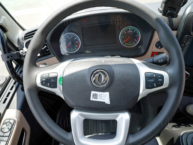 Vô lăng trợ lực tích hợp phím điều khiển Vô lăng trợ lực tích hợp phím điều khiển