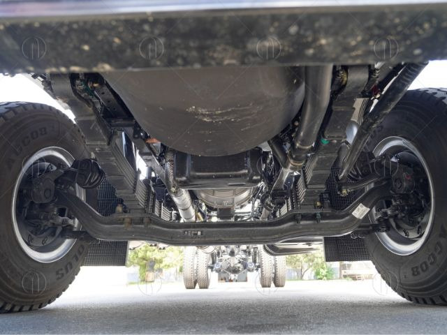 Gầm xe tải Dongfeng X3 180HP thùng mui bạt 8m2 Gầm xe tải Dongfeng X3 180HP thùng mui bạt 8m2