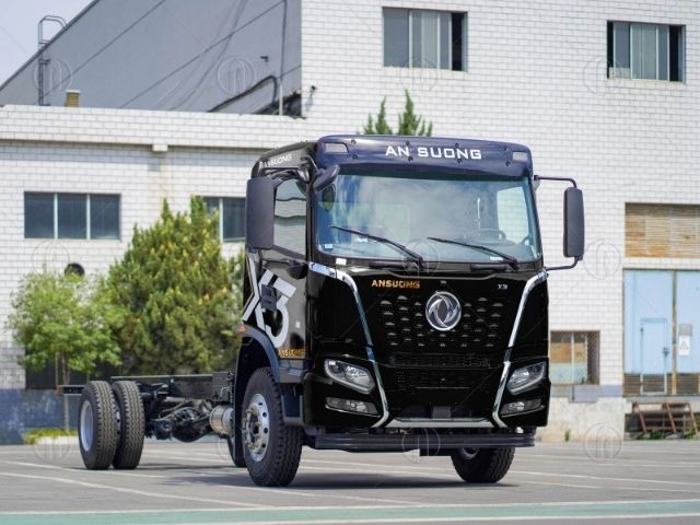 Xe tải Dongfeng X3 180HP thùng 8m2 được thiết kế cabin theo nguyên lý khí động học
