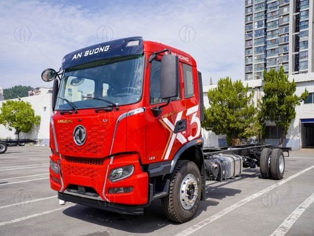 Dongfeng X3 180HP thùng 8m2 có chi phí đầu tư thấp hơn