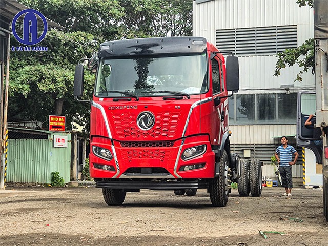 Xe tải Dongfeng X3 động cơ Yuchai