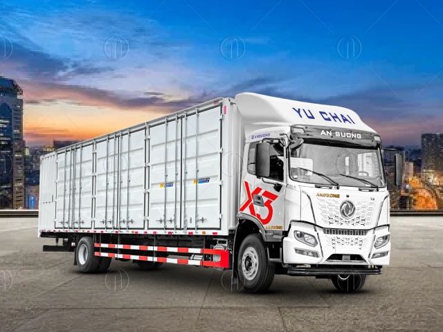 Xe tải Dongfeng X3 180HP th&ugrave;ng 10m được trang bị động cơ YuChai YCS04180-50