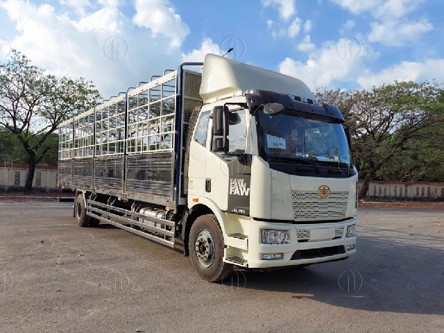 Xe tải Faw 7 tấn thùng dài 9m7 – Chở hàng siêu dài, vận hành ổn định