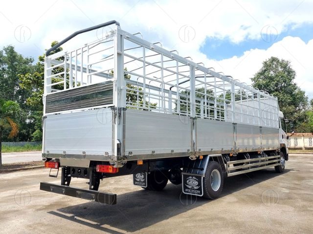 Khung gầm bền bỉ tiết diện lớn, ổn định khi tải nặng Khung gầm bền bỉ tiết diện lớn, ổn định khi tải nặng